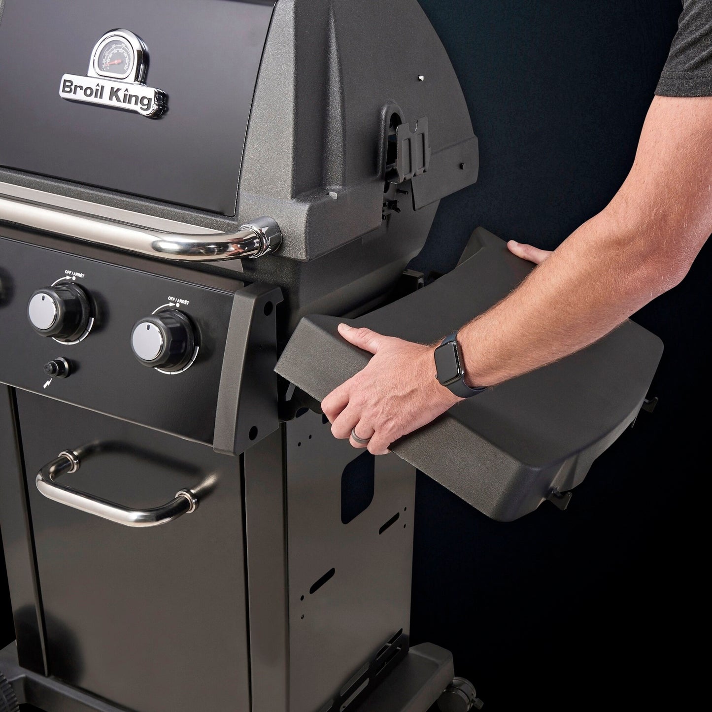 Grill ogrodowy gazowy BROIL KING Royal 320 Shadow 8.8 kW 55 x 36.5 cm