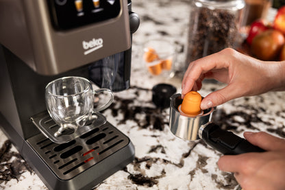 Ekspres BEKO CaffeExperto CEP5464DX z modułem do kapsułek Nespresso